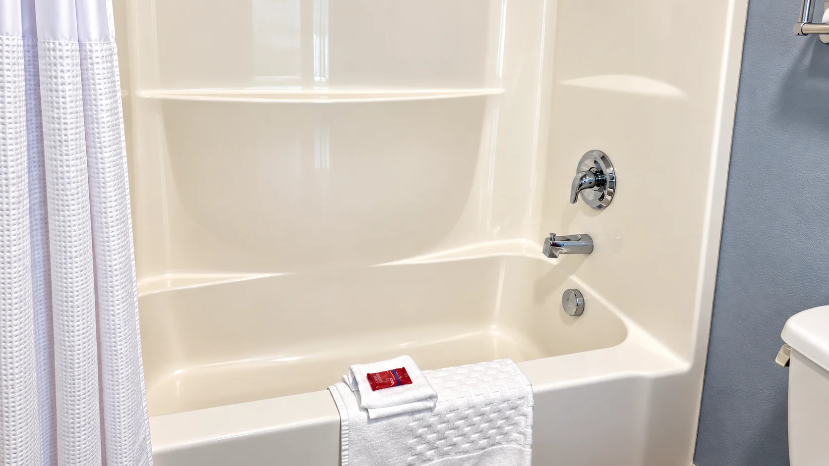 Bathtub and shower combination in a guest bathroom — Best Western Vernal Inn, Vernal Utah